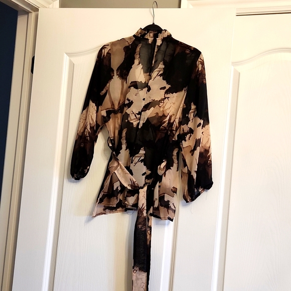 Sheer chiffon blouse size S - Picture 2 of 6